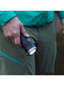 Diana Outdoors - La linterna Led Lenser MT10 es una linterna